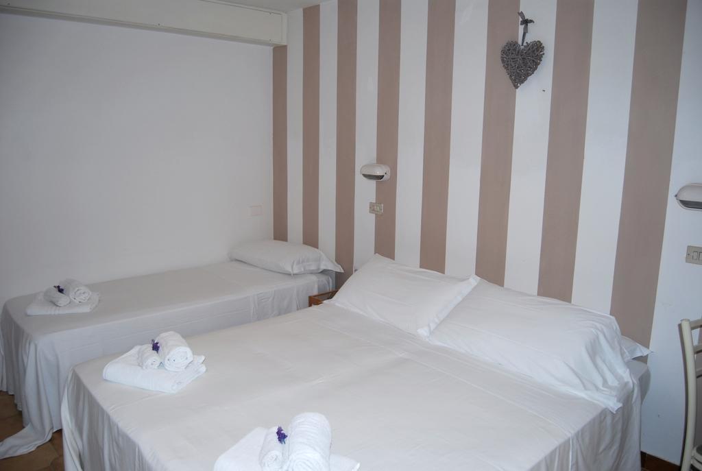 Hotel Abay Rimini Exterior photo