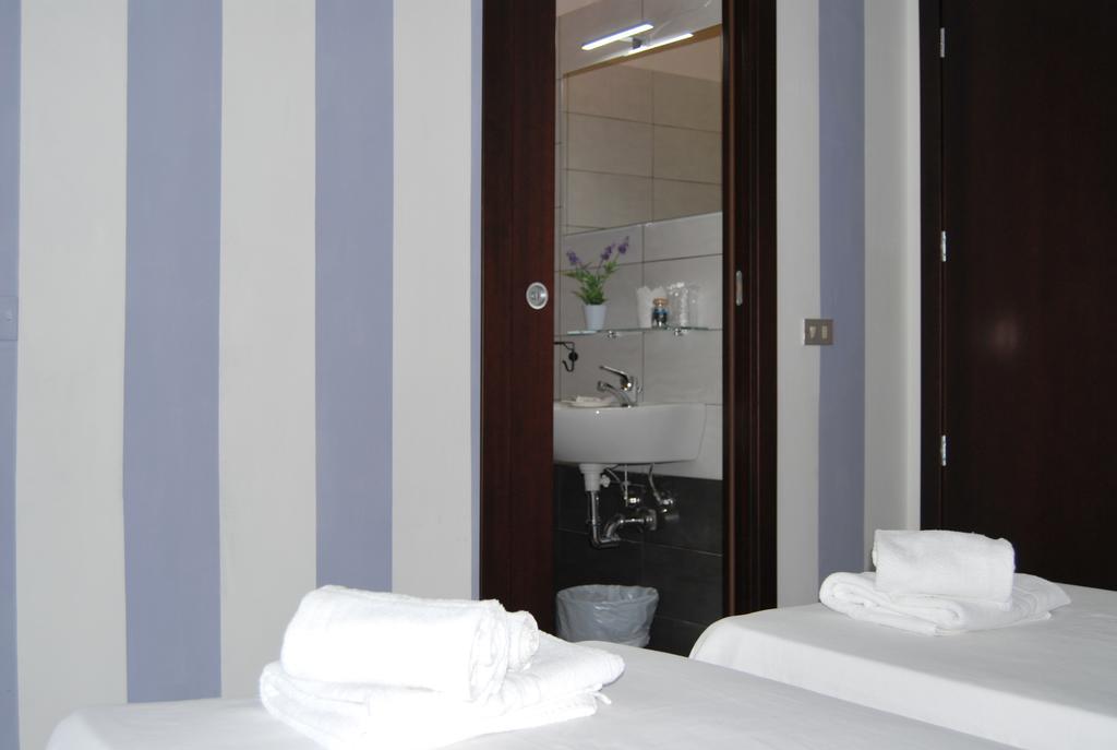 Hotel Abay Rimini Exterior photo