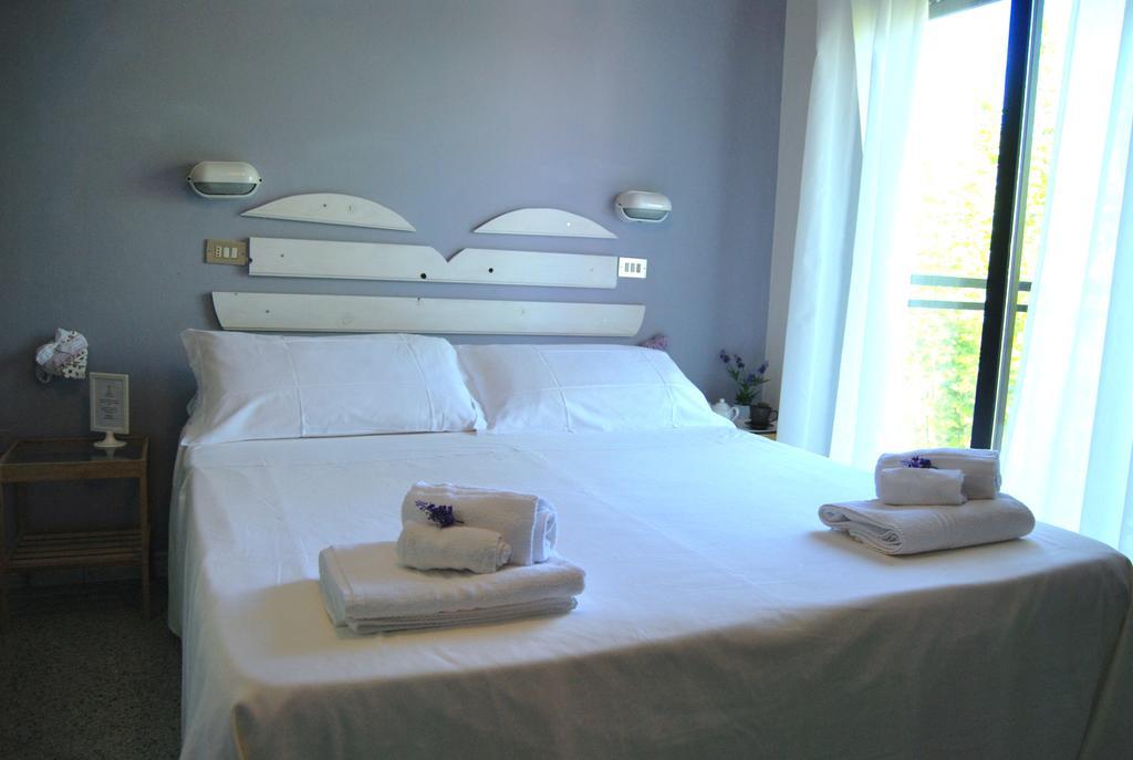 Hotel Abay Rimini Exterior photo